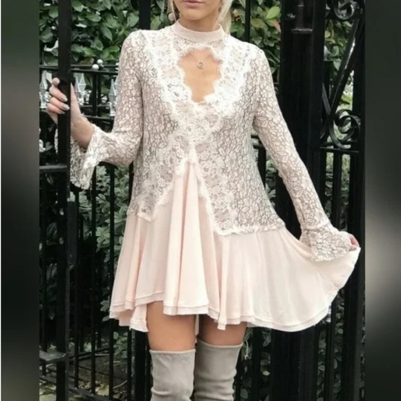 Free People Tell Tale Keyhole Gauzy Eyelash Lace Trapeze Dress in Pearl L - Picture 2 of 16